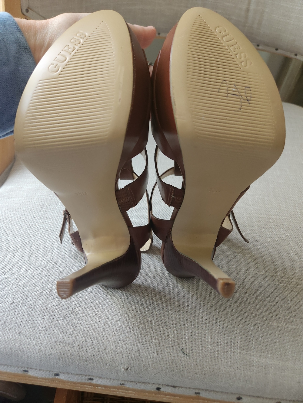 Guess Brown Strappy Platform High Heel Sandals 7.5 - Picture 9 of 16